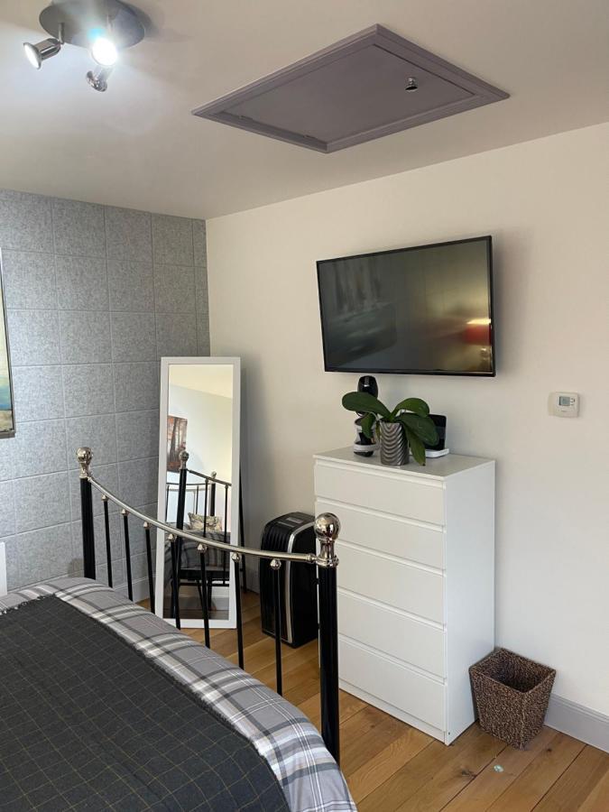 Lindas Retreats Self Catering Accommodation 1 Bedroom Cottage Or 3 Bedroom House トミントゥール エクステリア 写真