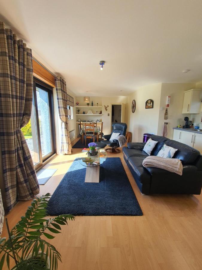 Lindas Retreats Self Catering Accommodation 1 Bedroom Cottage Or 3 Bedroom House トミントゥール エクステリア 写真
